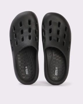 men slip-on slides