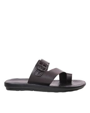 men slip-on toe-ring sandals