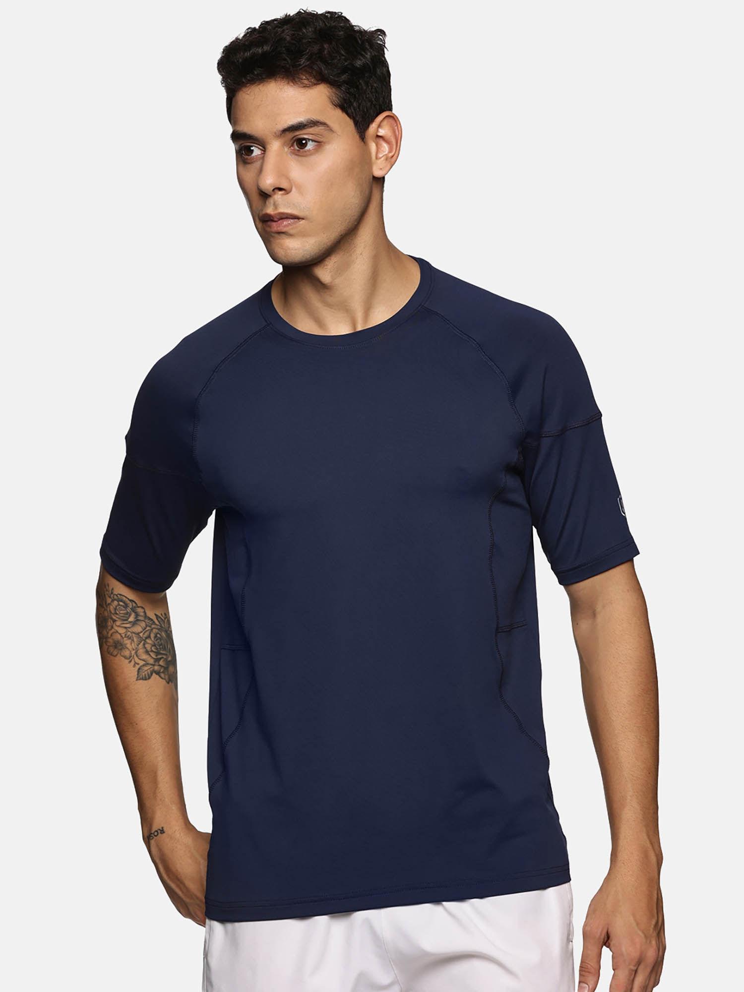 men solid high performance half raglan sleeve t-shirt