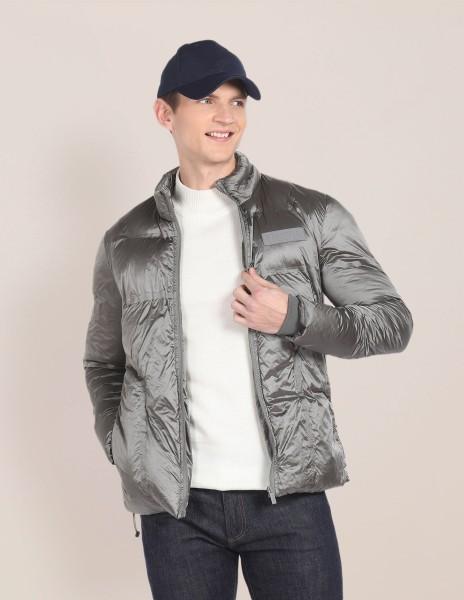 men solid quilted jacket