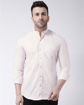 men solid regular fit shirt with patch pocket