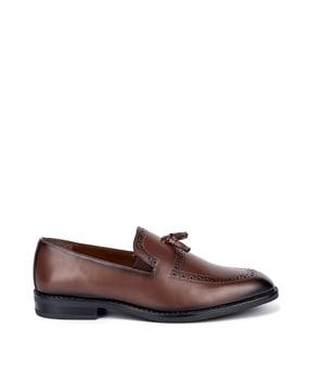 men square-toe slip-on shoes