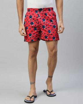 men star print regular fit shorts