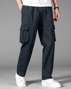 men straight fit cargo pants with insert pockets