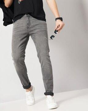 men straight jeans with insert pockets