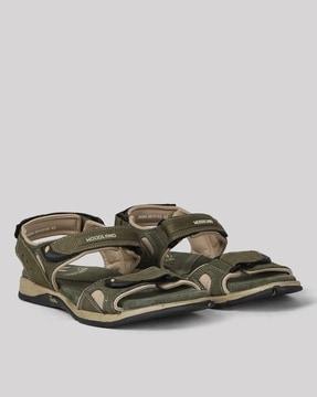 men strappy sandals with velcro fastening