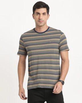 men striped pure cotton regular fit crew-neck t-shirt