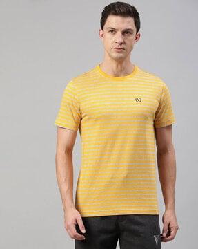 men striped regular fit crew-neck t-shirt