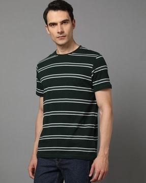 men striped regular fit crew-neck t-shirt