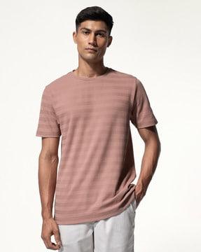 men striped regular fit crew-neck t-shirt