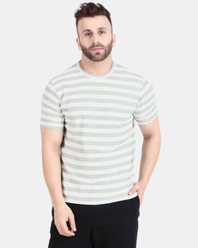 men striped regular fit round-neck t-shirt