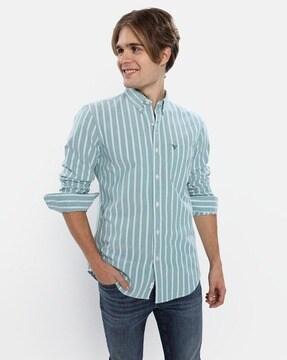 men striped regular fit shirt with patch pocket