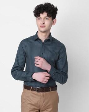 men striped regular fit shirt with patch pocket