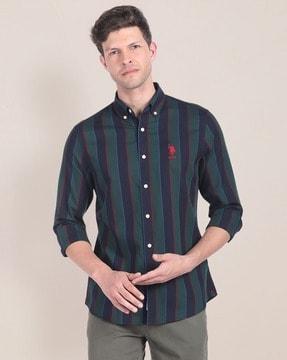 men striped regular fit shirt with patch pocket