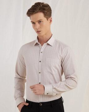 men striped regular fit shirt with patch pocket