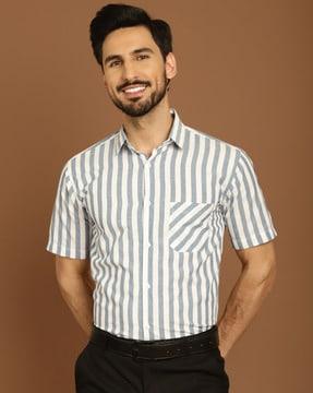 men striped regular fit shirt with patch pocket