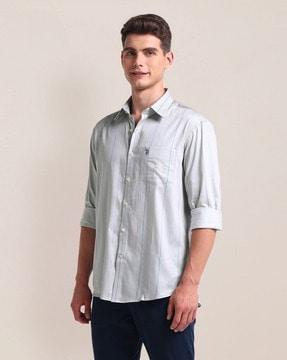 men striped regular fit shirt with patch pocket