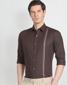 men striped shirt with spread collar