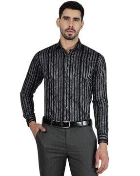 men striped slim fit shirt with cutaway collar