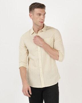 men striped slim fit shirt with patch pocket