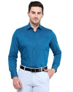 men striped slim fit shirt with patch pocket