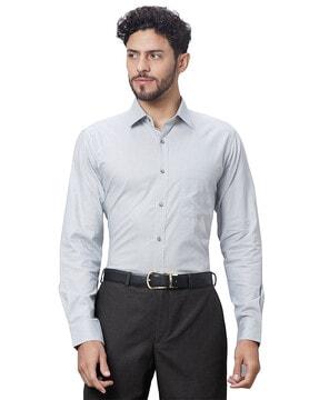 men striped slim fit shirt with patch pocket