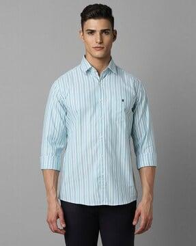 men striped slim fit shirt with patch pocket