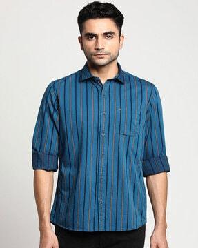 men striped slim fit shirt with patch pocket