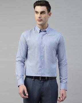 men striped slim fit shirt with patch pocket