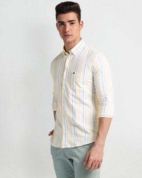 men striped slim fit shirt with patch pocket