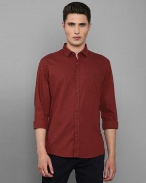 men striped slim fit shirt with patch pocket