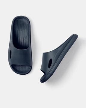 men striped slip-on slides