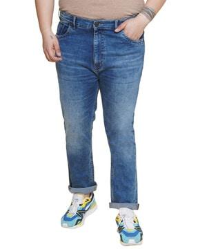 men tapered fit jeans with 5-pocket styling