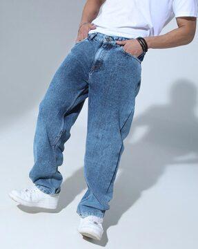 men tapered fit jeans with 5-pocket styling