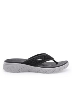 men thong-strap slip-on sandals