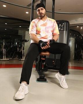 men tie & dye relaxed fit v-neck t-shirt