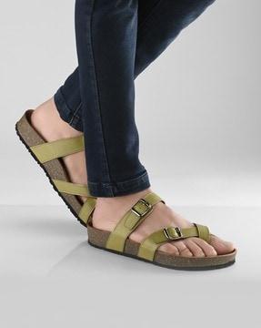 men toe-ring sandals with buckle closure