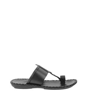 men toe-ring slip-on sandals