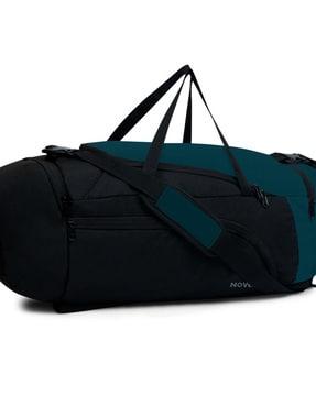 men travel bag with zip-closure