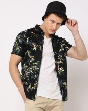 men tropical print regular fit shirt