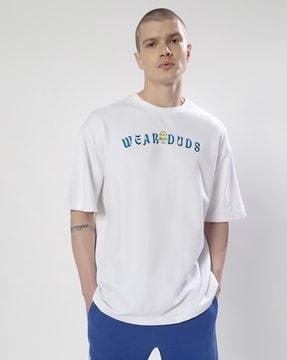 men typographic oversized fit t-shirt with round neck