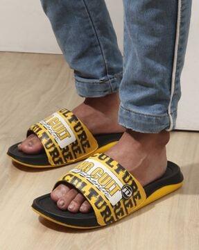 men typographic print flip-flops