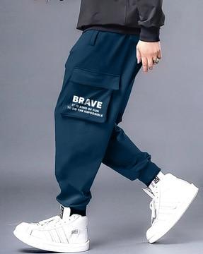 men typographic print joggers with slip pockets