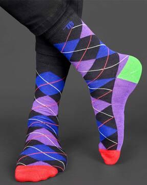 men typographic print mid-calf length socks