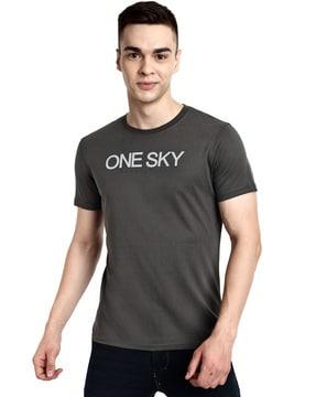 men typographic print regular fit crew-neck t-shirt