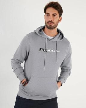 men typographic print relaxed fit hoodie