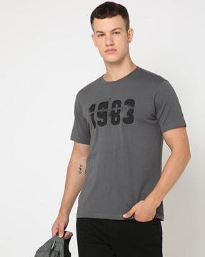 men typographic print slim fit crew-neck t-shirt