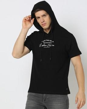 men typographic print slim fit hooded t-shirt