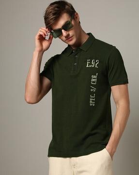 men typographic print slim fit polo t-shirt