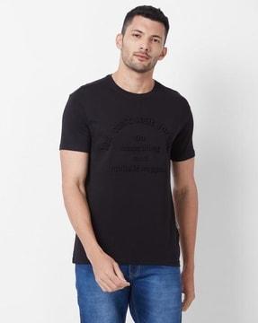 men typographic print slim fit t-shirt